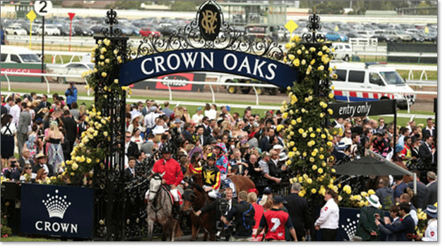 Crown Oaks 2015