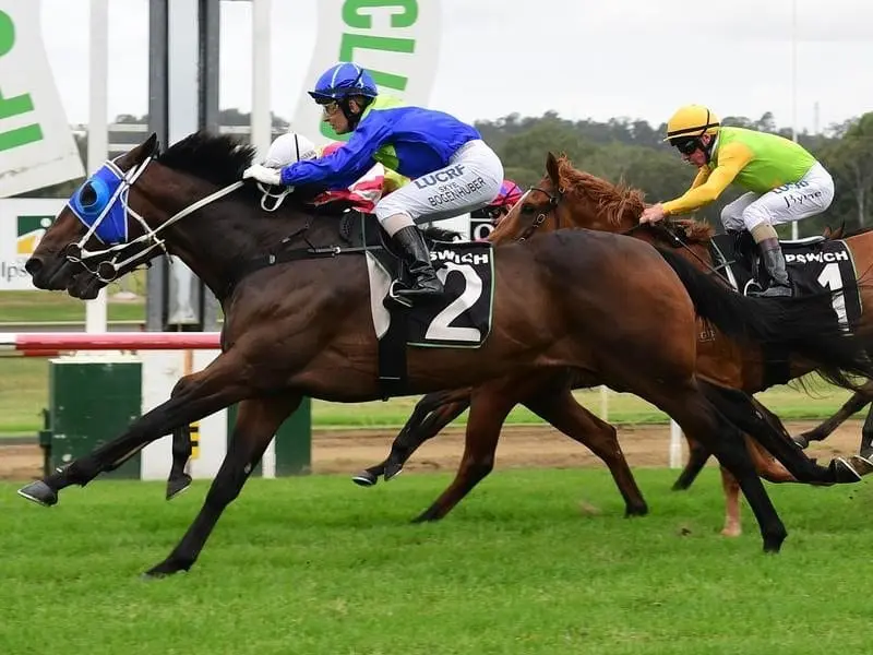 Mail Escort wins at Ipswich