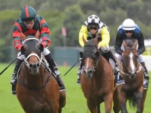 The Autumn Sun shines in winning return