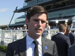 Godolphin stablemates attack Straight Six Godolphin stablemates attack Straight Six