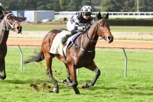 TUTTA LA CLASSE - RACE IMAGES PHOTO PETER RUBERY Tutta La Classe