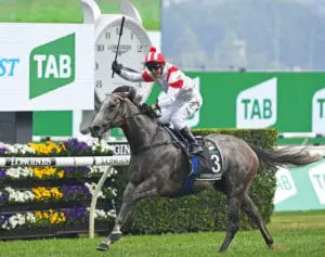 HK-Classique-Legend-Everest-(1) Classique Legend