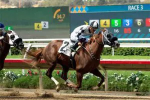 Keepmeinthe Moment wins at Del Mar