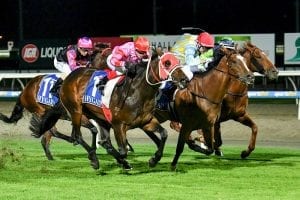 Pakenham racing tips & betting odds | Thursday 18/2/2021