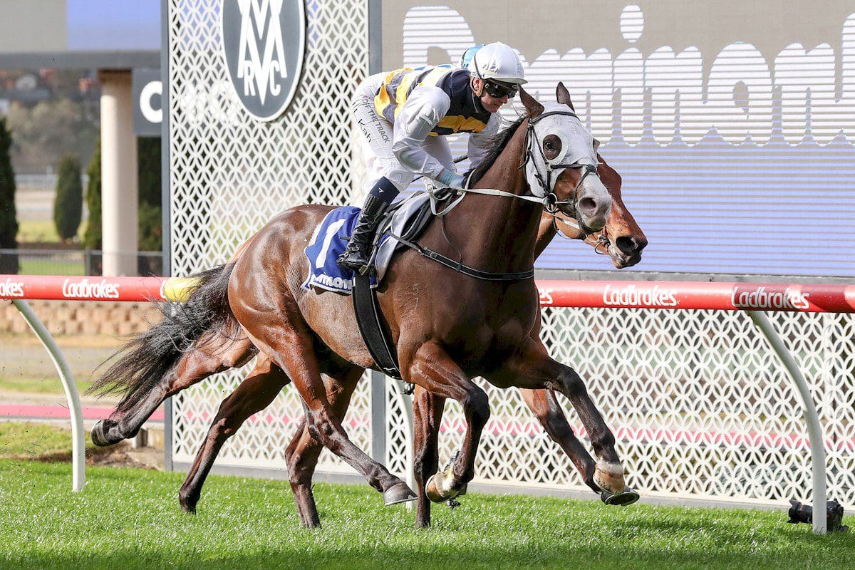 I'm Thunderstruck wins at Moonee Valley