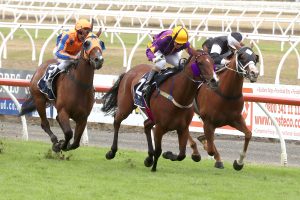 Five for Fawcett at Riccarton