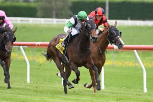 Oaks hope stars on top day for Pike
