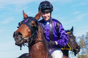 Desert Lass continues to catch the eye in Alice Springs