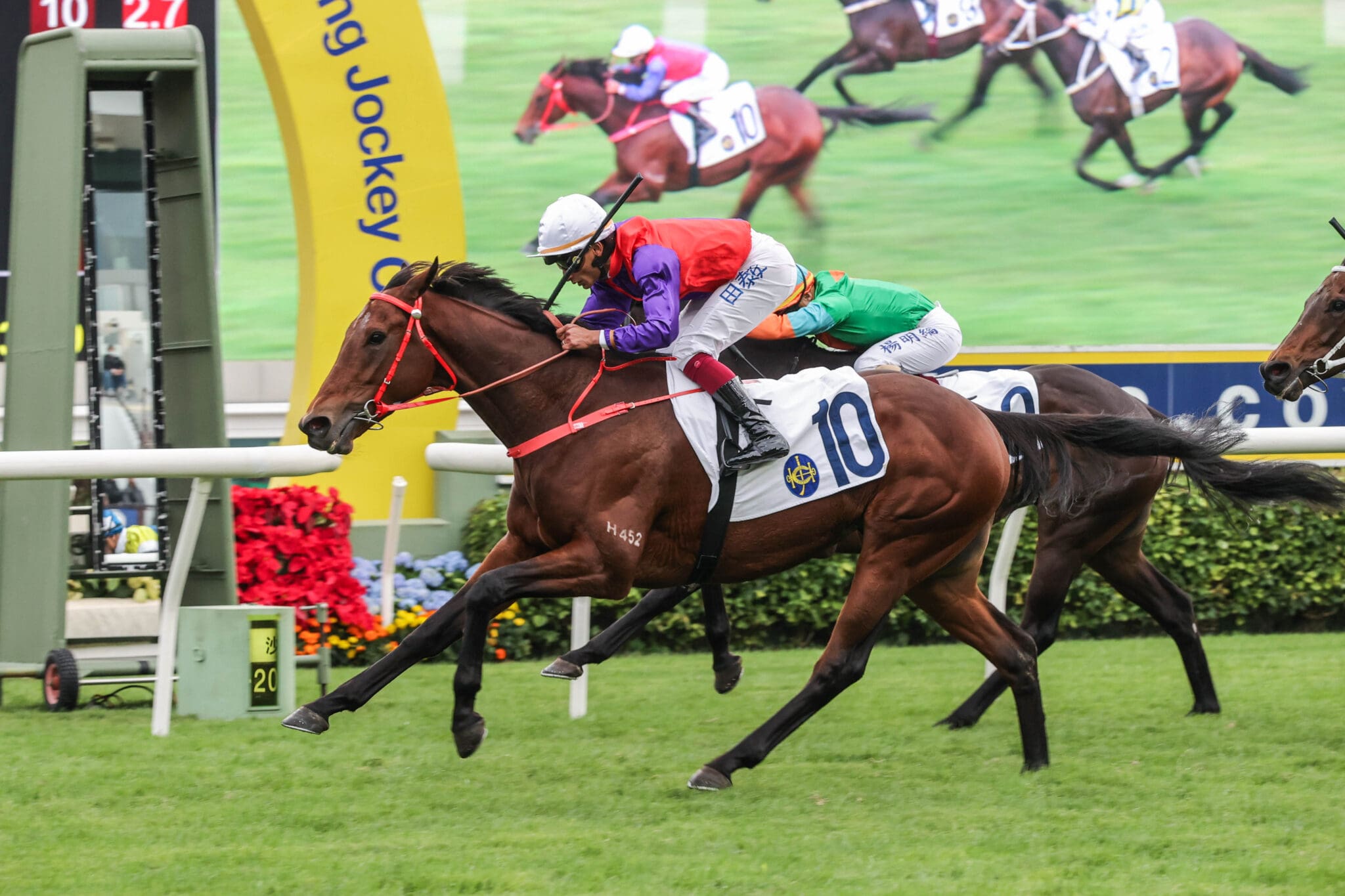 Four Year Olds Make Classic Series Statement At Sha Tin