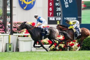 Andre Fabre claims Hong Kong Vase with Junko