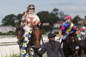 Staying star set for another feature Cup