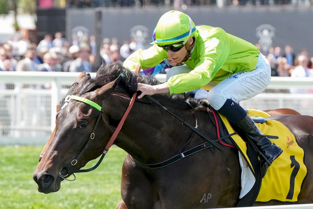 Too Darn Discreet Stamps VRC Oaks Claim With Ethereal Victory